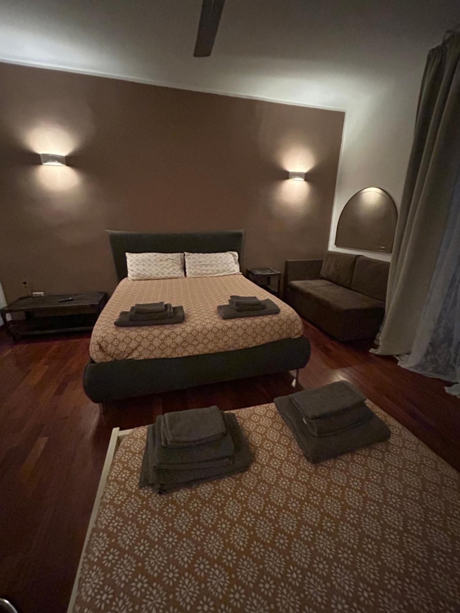 Anni Apartment Chiaia Napoli Eksteriør bilde